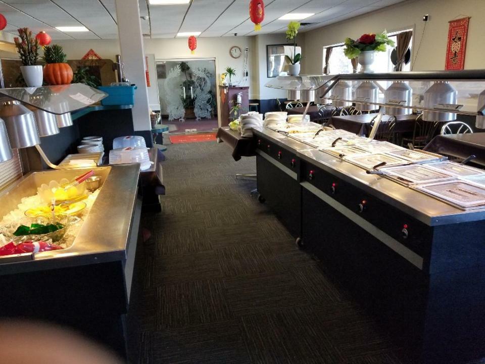 Lakewood Inn 100 Mile House 외부 사진
